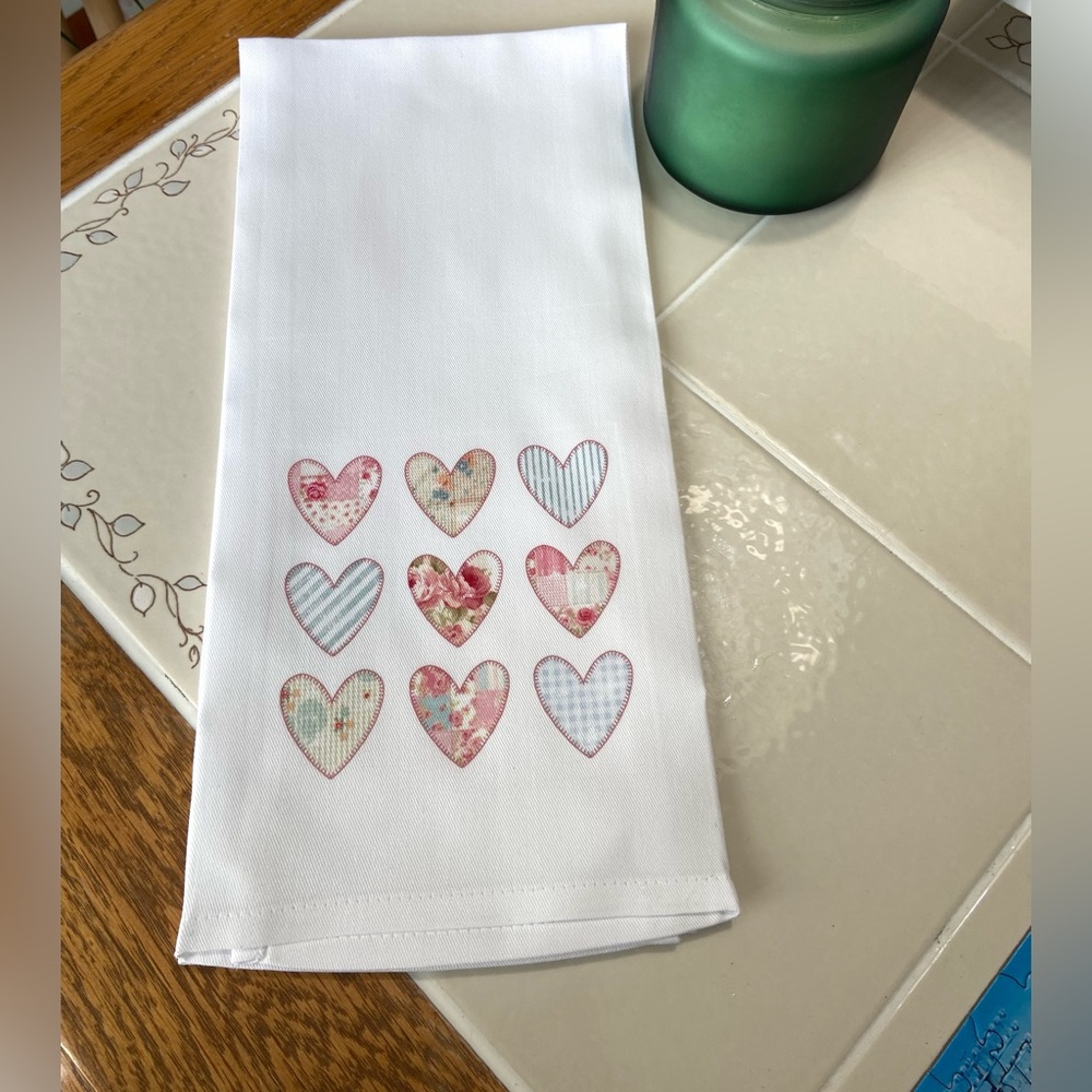 4/$15 Small Hearts Tea Towel